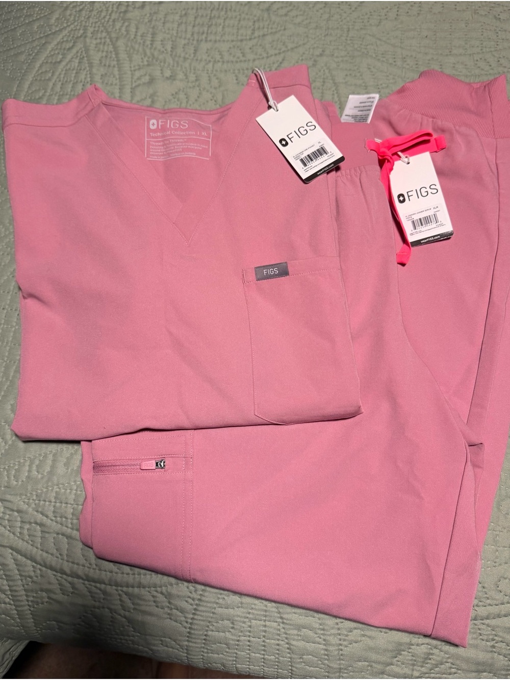 FIGS Pink Women's Scrub Top and Drawstring Joggers